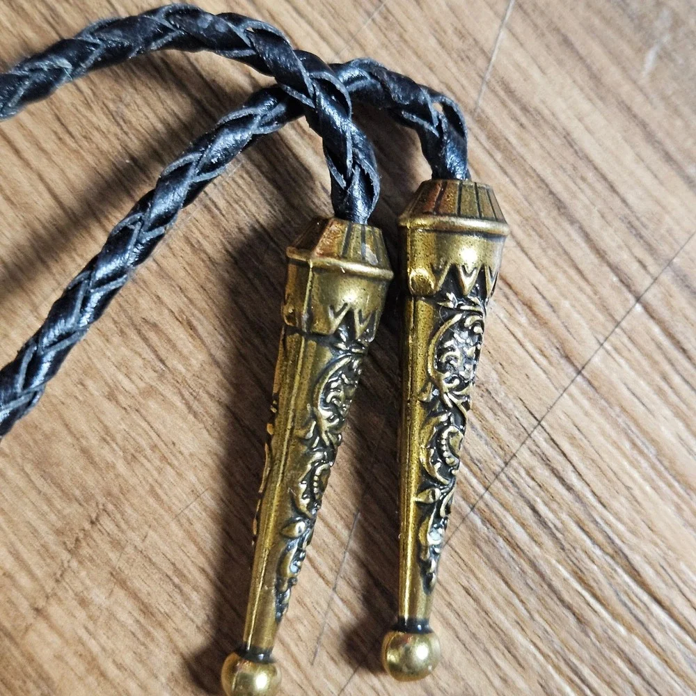 Beyonce Cowboy Carter Tour 2025 Bolo Tie Brass Bull Skull Braided Western